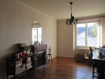 MAISON A VENDRE - AUTUN - 190.58 m2 - 226000€