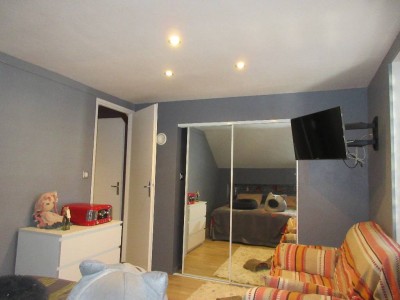 MAISON A VENDRE - AUTUN - 190.58 m2 - 226000€