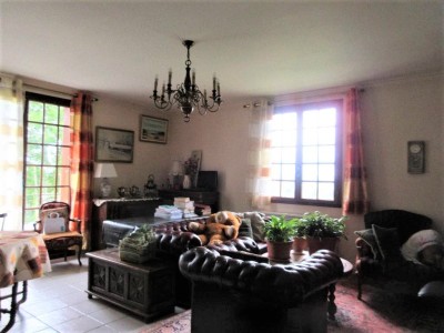 MAISON AVEC JARDIN,  SECTEUR AGREABLE - AUTUN - 140 m2 - VENDU