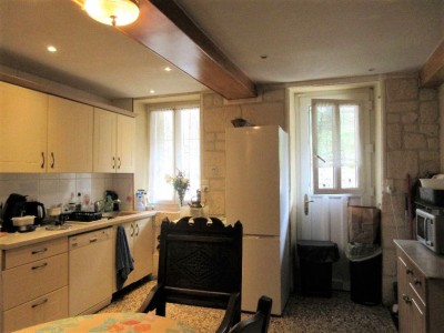 MAISON AVEC JARDIN,  SECTEUR AGREABLE - AUTUN - 140 m2 - VENDU