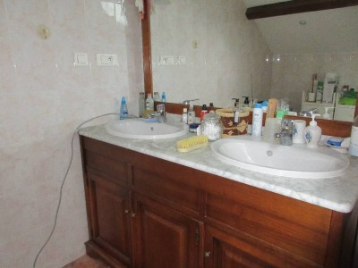 MAISON AVEC JARDIN,  SECTEUR AGREABLE - AUTUN - 140 m2 - VENDU