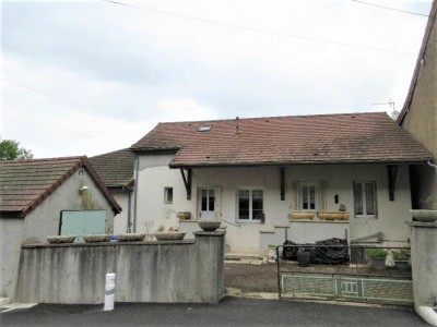 MAISON AVEC JARDIN,  SECTEUR AGREABLE - AUTUN - 140 m2 - VENDU