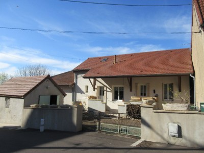 MAISON AVEC JARDIN,  SECTEUR AGREABLE - AUTUN - 140 m2 - VENDU
