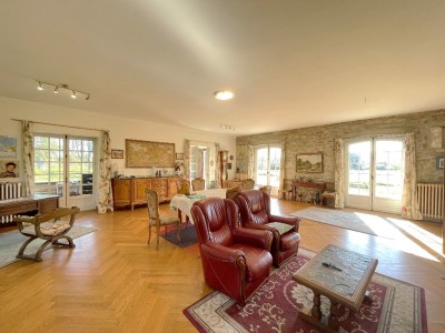 MAISON A VENDRE - AUTUN - 264 m2 - 324 000 &euro;