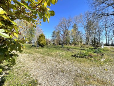 MAISON A VENDRE - AUTUN - 264 m2 - 324 000 &euro;