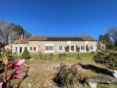 MAISON A VENDRE - AUTUN - 264 m2 - 324 000 &euro;