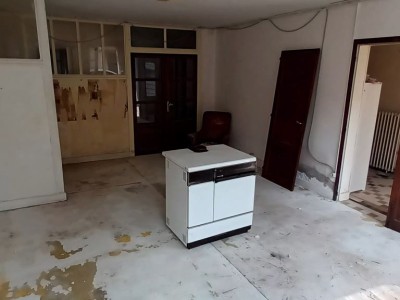 MAISON A VENDRE - BAZOLLES - 167.24 m2 - 34000€