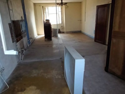MAISON A VENDRE - BAZOLLES - 167.24 m2 - 34000€