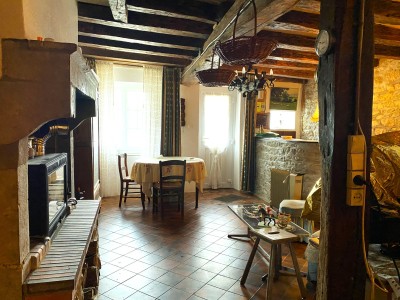 MAISON-DEPENDANCES-JARDIN-BOIS-PRE A VENDRE - BILLY CHEVANNES - 87.71 m2 - 103550€