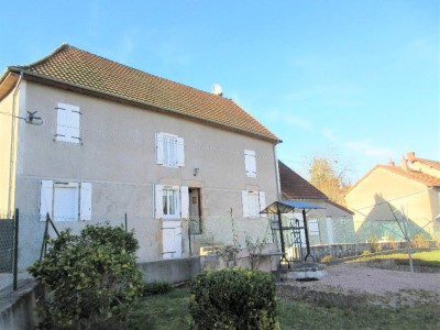 CHARMANTE MAISON DE VILLAGE A VENDRE - BROYE - 148.1 m2 - 155000€