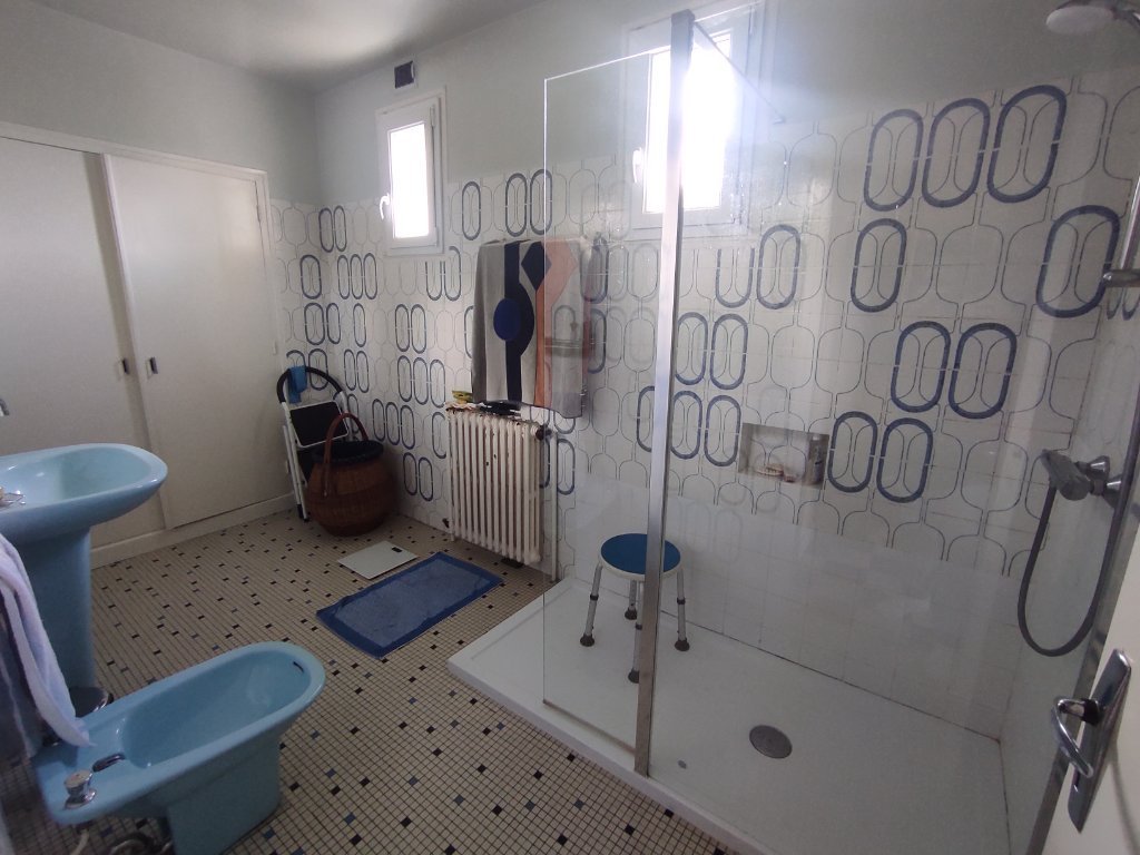 MAISON - CHATEAU CHINON CAMPAGNE - 144.77 m2 - VENDU