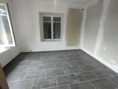 Maison 6 pices / 4 chambres A VENDRE - CHATEAU CHINON CAMPAGNE - 126.42 m2 - 152000€