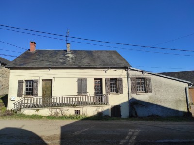 MAISON A VENDRE - CHATEAU CHINON CAMPAGNE - 101.34 m2 - 56 000 €