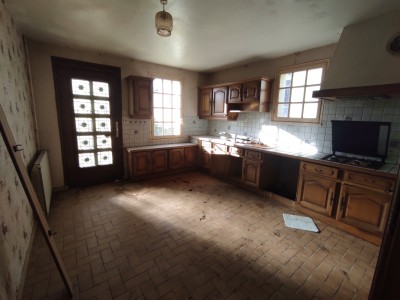 MAISON A VENDRE - CHATEAU CHINON CAMPAGNE - 101.34 m2 - 56 000 €
