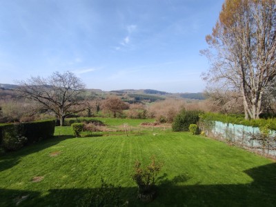 MAISON A VENDRE - CHATEAU CHINON CAMPAGNE - 102.11 m2 - 70 000 €