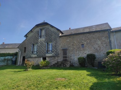 MAISON A VENDRE - CHATEAU CHINON CAMPAGNE - 102.11 m2 - 70 000 €