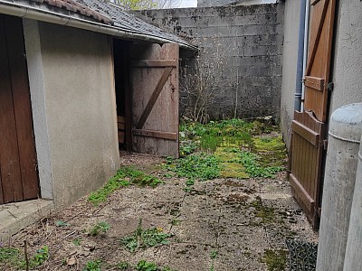 MAISON - CHATEAU CHINON VILLE - 62.44 m2 - VENDU
