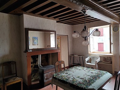 MAISON - CHATEAU CHINON VILLE - 62.44 m2 - VENDU