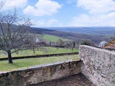 MAISON - CHATEAU CHINON VILLE - 151.31 m2 - VENDU
