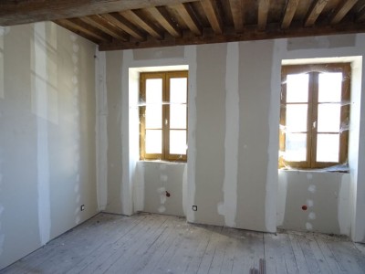 MAISON A VENDRE - CHATEAU CHINON VILLE - 151.31 m2 - 33500 €