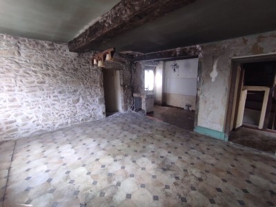 MAISON A VENDRE - CHATEAU CHINON VILLE - 59.68 m2 - 26000€