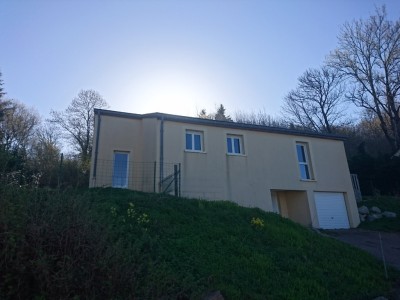 Pavillon de 2007 A VENDRE - CHATEAU CHINON VILLE - 91.3 m2 - 80000€
