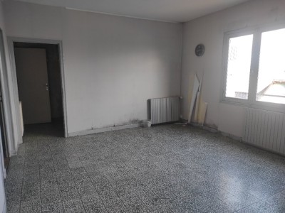 MAISON A VENDRE - CHATEAU CHINON VILLE - 77.38 m2 - 82000€