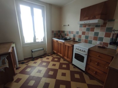 MAISON - CHATEAU CHINON VILLE - 100.12 m2 - VENDU