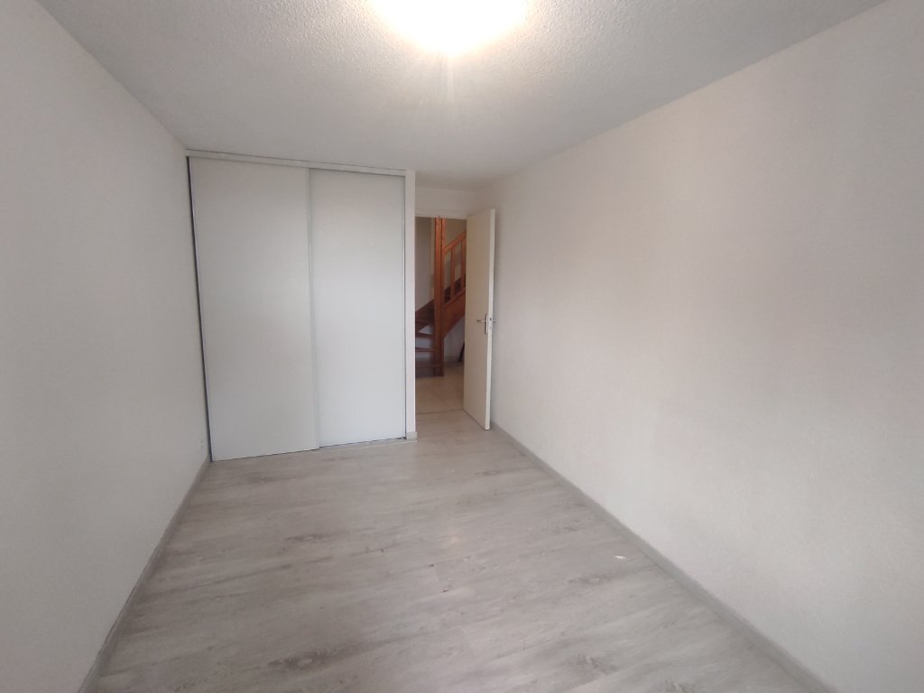 MAISON - CHATEAU CHINON VILLE - 68.36 m2 - VENDU