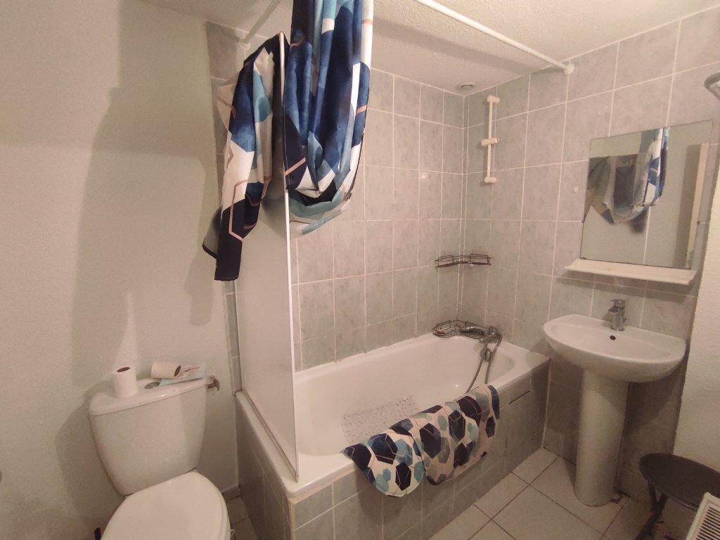 MAISON - CHATEAU CHINON VILLE - 68.36 m2 - VENDU