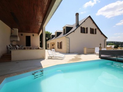 MAISON A VENDRE - CHATEAU CHINON VILLE - 276.59 m2 - 399000€