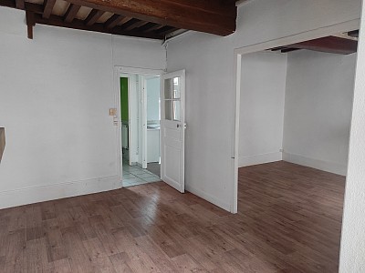 MAISON A VENDRE - CHATEAU CHINON VILLE - 92.43 m2 - 60 000 €