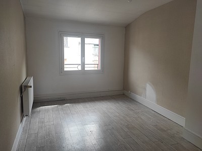 MAISON A VENDRE - CHATEAU CHINON VILLE - 92.43 m2 - 60 000 €