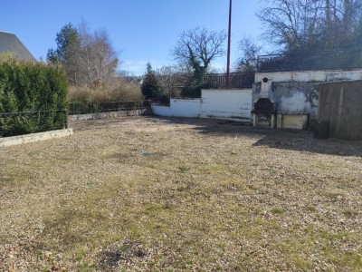 MAISON A VENDRE - CHATEAU CHINON VILLE - 120 m2 - 138 000 &euro;