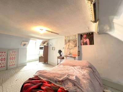 MAISON A VENDRE - CHATEAU CHINON VILLE - 190 m2 - 88 000 &euro;