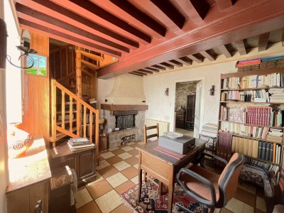 MAISON A VENDRE - CHATEAU CHINON VILLE - 84.39 m2 - 55 000 €