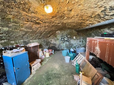 MAISON A VENDRE - CHATEAU CHINON VILLE - 84.39 m2 - 55 000 €