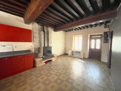 MAISON A VENDRE - CHATEAU CHINON VILLE - 61.8 m2 - 57 000 €