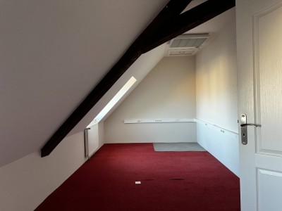 Immeuble de 208 m² A VENDRE - CHATEAU CHINON VILLE - 208.74 m2 - 89 000 €