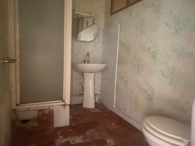 MAISON DE VILLAGE-DEPENDANCES-JARDIN 293 M2 A VENDRE - CHATILLON EN BAZOIS - 80.56 m2 - 35000€