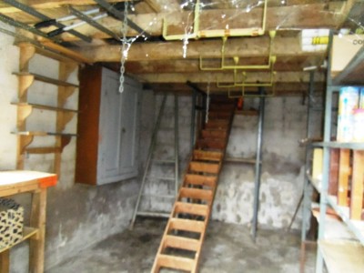 MAISON DE VILLAGE-DEPENDANCES-JARDIN 293 M2 A VENDRE - CHATILLON EN BAZOIS - 80.56 m2 - 35000€