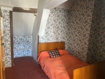 MAISON DE CARACTERE A VENDRE - CHATILLON EN BAZOIS - 142.64 m2 - 78000€