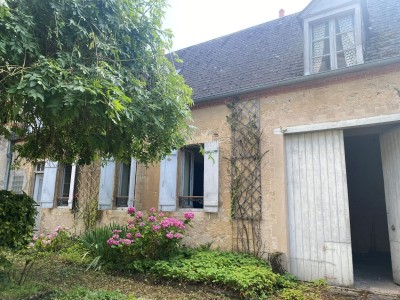 MAISON DE CARACTERE A VENDRE - CHATILLON EN BAZOIS - 142.64 m2 - 78000€