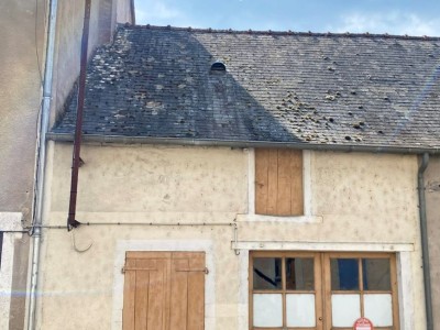 MAISON A VENDRE - CHATILLON EN BAZOIS - 105.97 m2 - 90000€