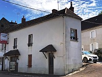 MAISON DE BOURG TOUS COMMERCES - CHATILLON EN BAZOIS - 69.39 m2 - VENDU