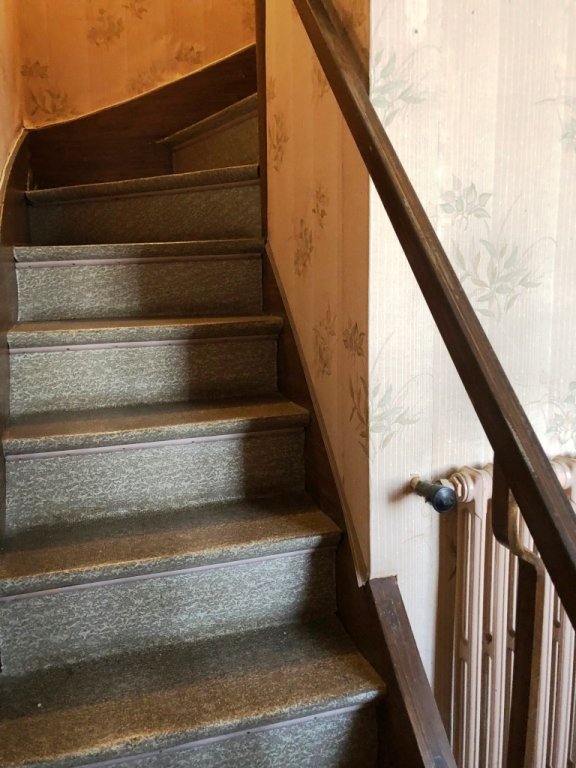 MAISON DE BOURG TOUS COMMERCES - CHATILLON EN BAZOIS - 69.39 m2 - VENDU