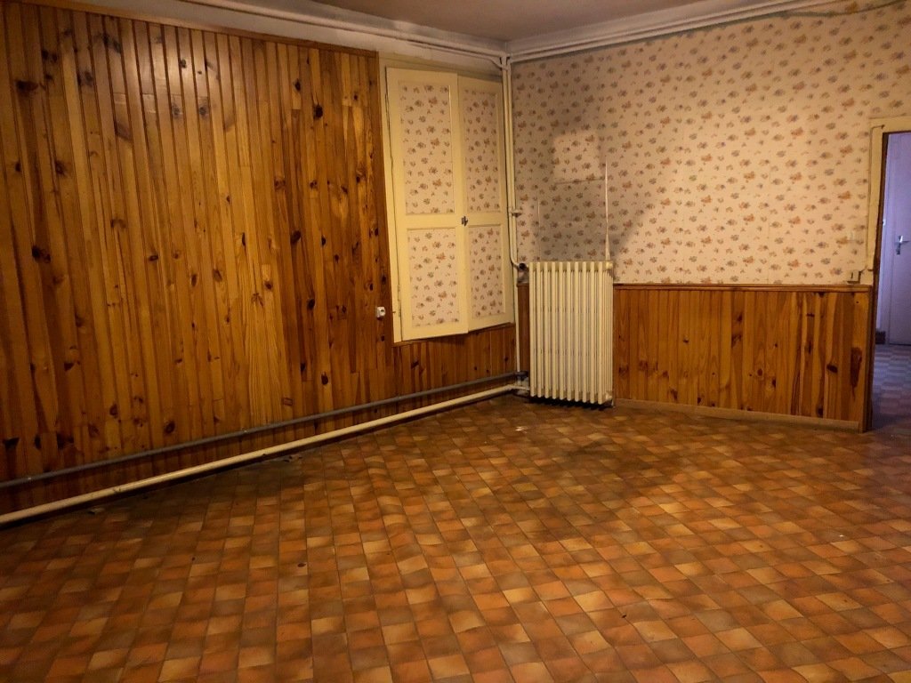 MAISON DE BOURG TOUS COMMERCES - CHATILLON EN BAZOIS - 69.39 m2 - VENDU