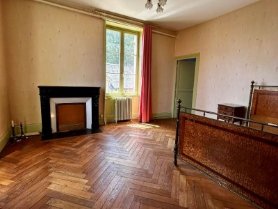 MAISON A VENDRE - CHATILLON EN BAZOIS - 173.12 m2 - 99 000 &euro;