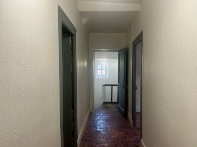 MAISON A VENDRE - CHATILLON EN BAZOIS - 180.38 m2 - 82 000 €