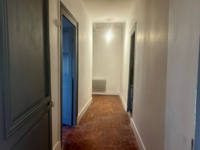 MAISON A VENDRE - CHATILLON EN BAZOIS - 180.38 m2 - 82 000 €
